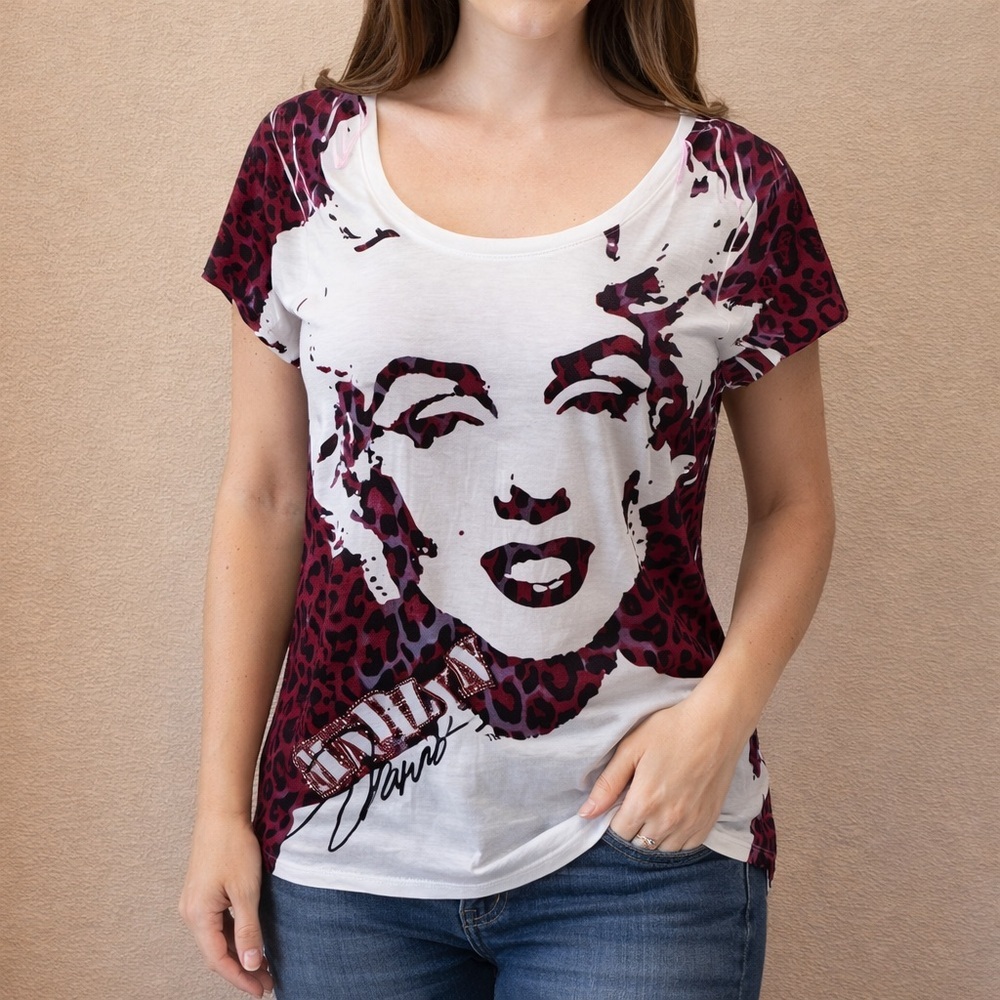 💋NWOT Marilyn Monroe women’s top💋 PINK AND WHITE CHEETAH PRINT SIZE M​